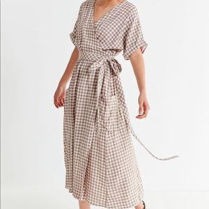 ISO urban outfitters Gabrielle linen midi dress XS